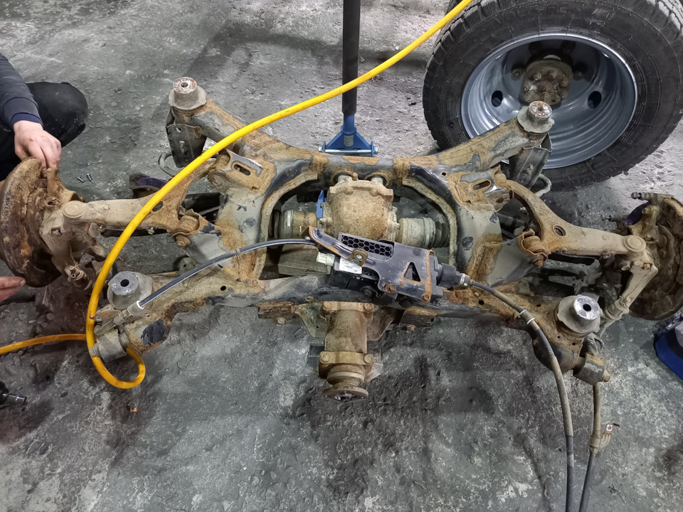 Подготовка к антикору — разбор подвески. — Subaru Outback (BR), 2,5 л ...