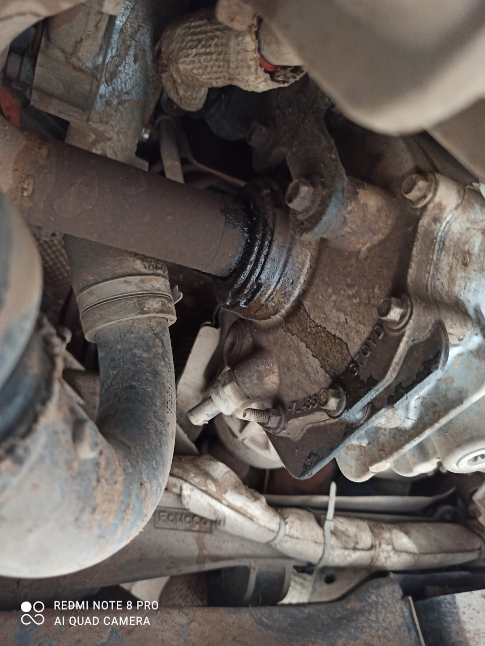 Потек сальник правого привода — Ford Kuga (2G), 1,6 л, 2015 года ...