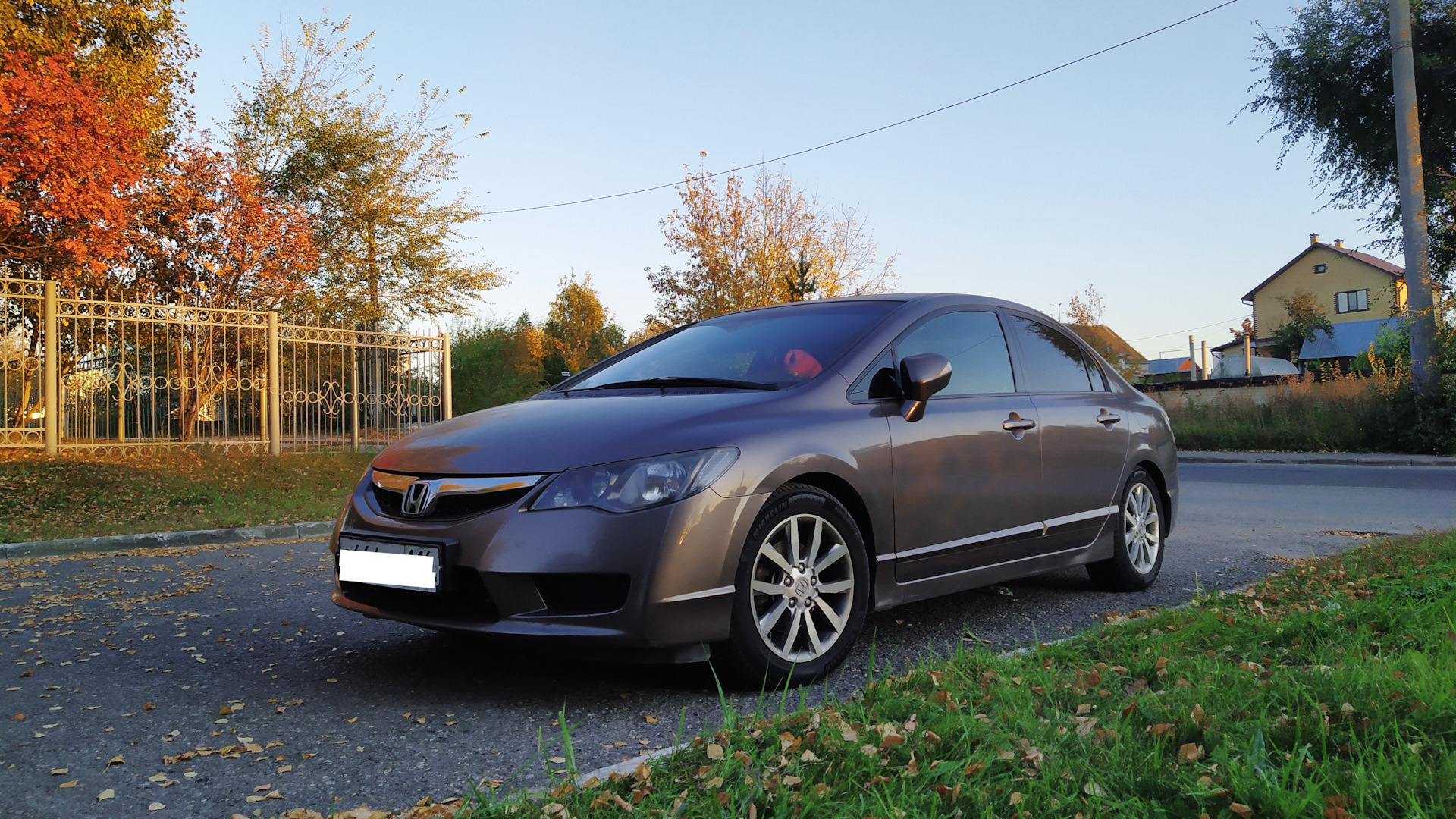 Honda Civic 4D (8G) 1.8 бензиновый 2010 | Хулиганка на DRIVE2