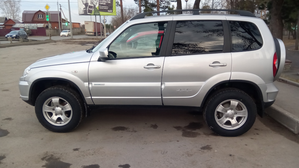 chevrolet niva 2012 авто.ру