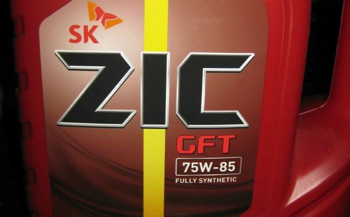 Gff 75w85. Масло ZIC трансм 75w85 g-f Top. ZIC 75 85. ZIC G-FF 75w-85 20л. Зик 75 85 трансмиссионное масло.