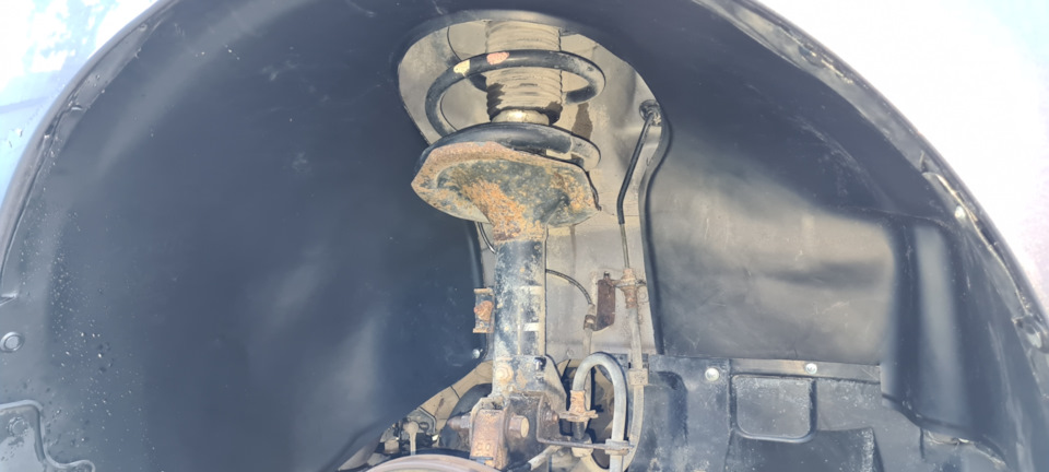 Передние подкрылки Петропласт — Citroen C-Crosser, 2,4 л, 2010 года ...