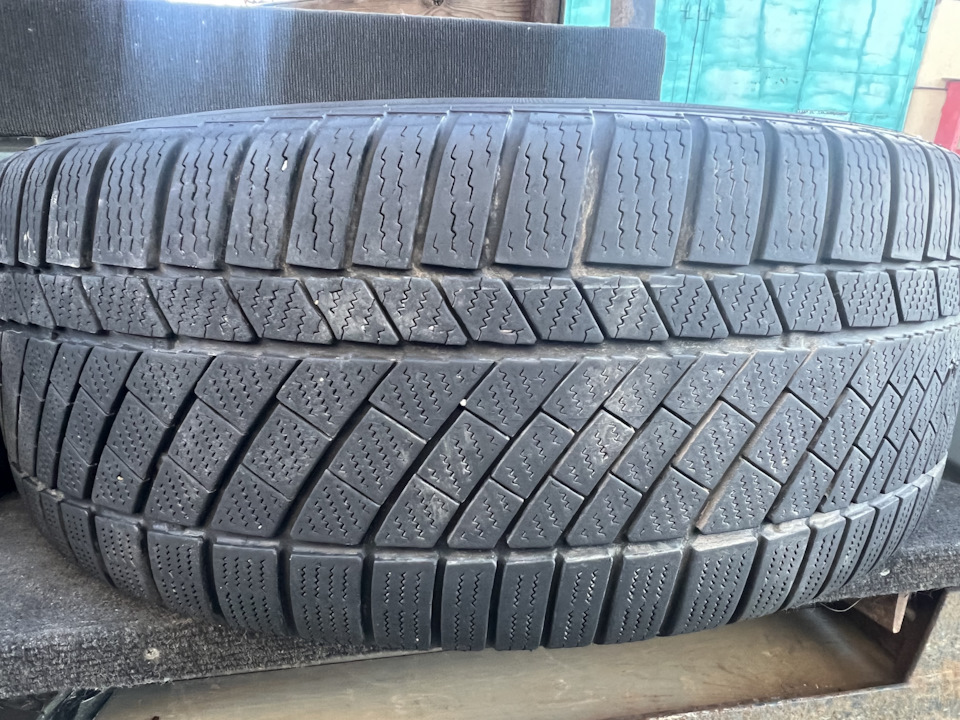 Шины зимние нешипованные Continental 255/40 R20. Б/у | 60 000 ₽ в ...