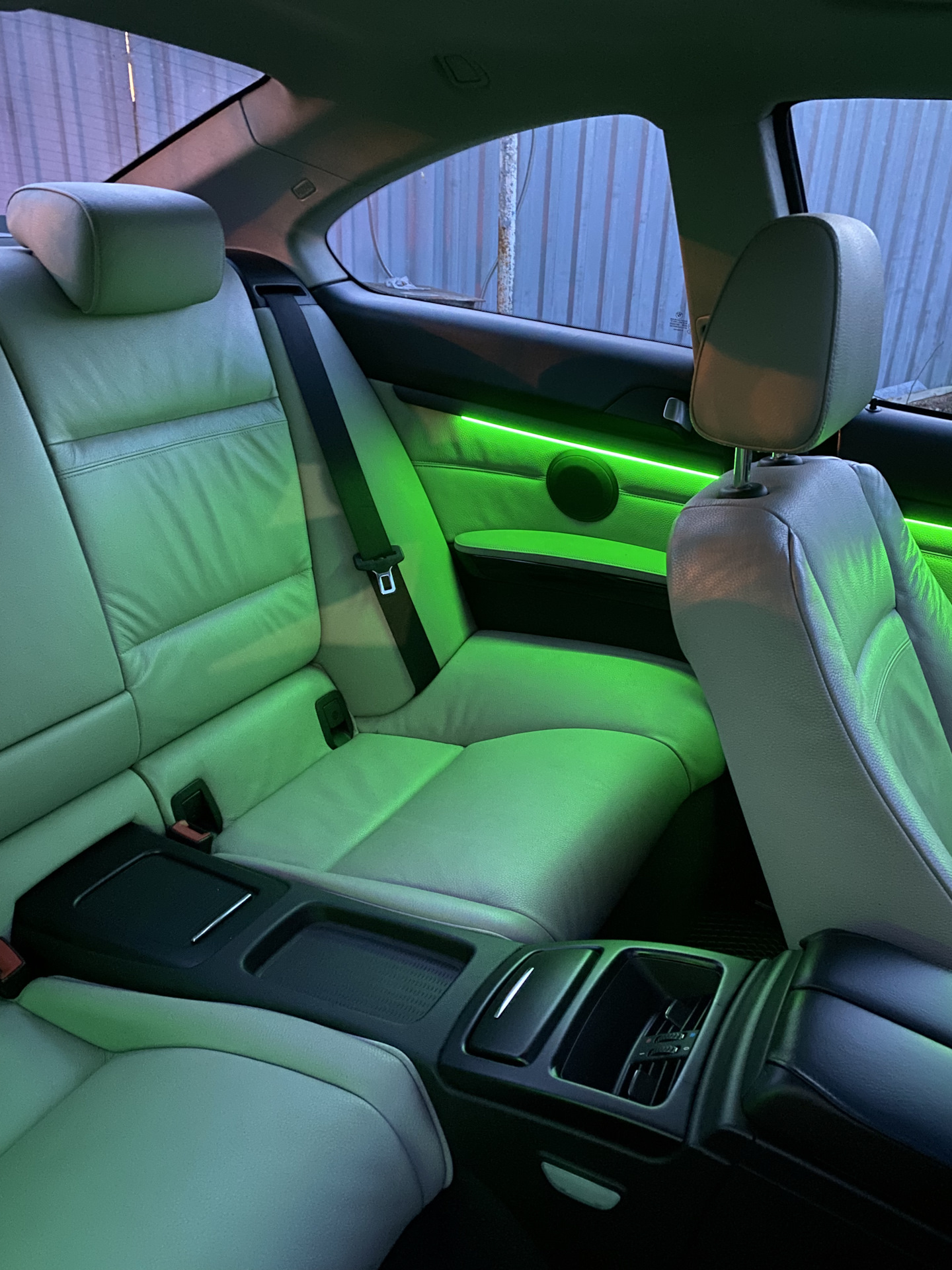 Ambient light RGB взамен штатного BMW E92 — BMW 3 series Coupe (E92), 0