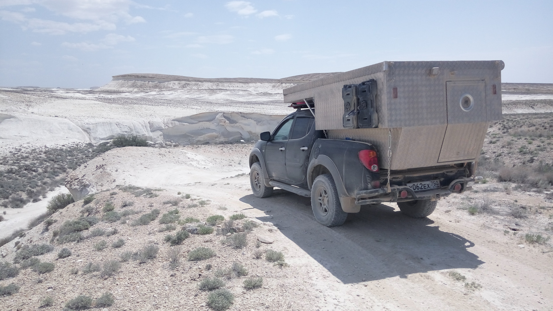 Mitsubishi l200 автодом