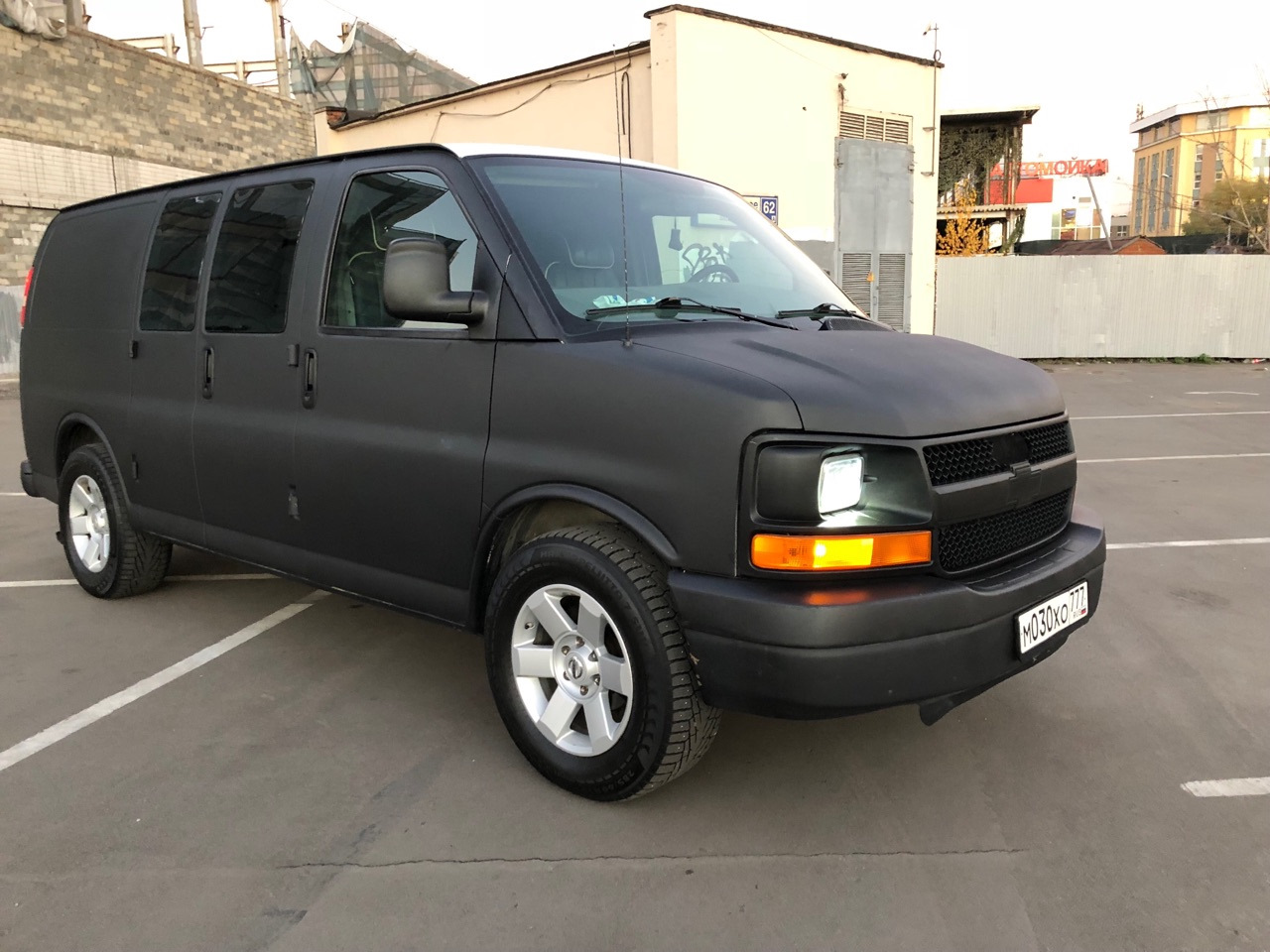 Chevrolet Express 2000