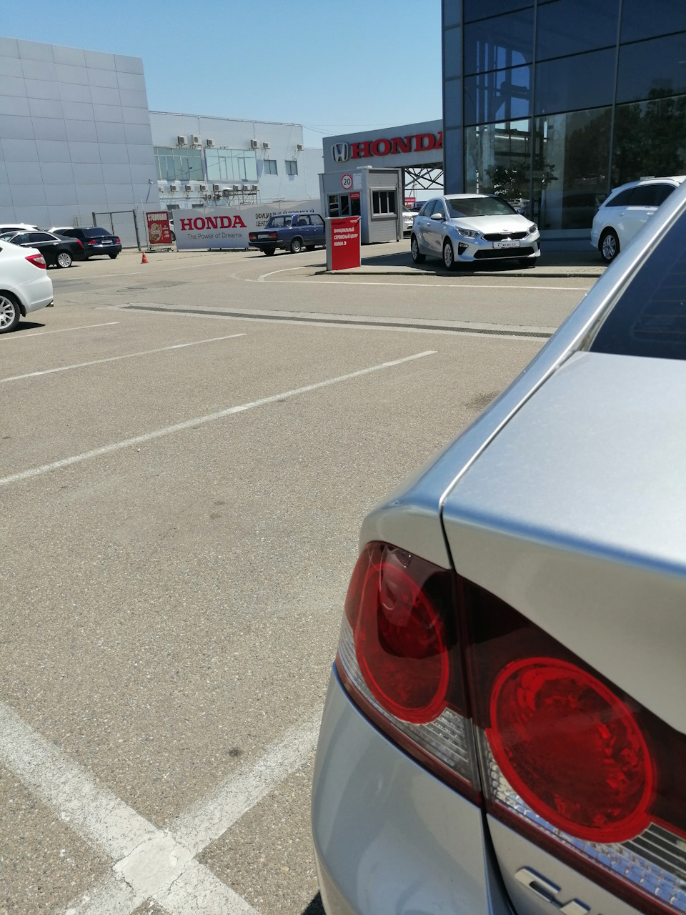 лукойл дженезис армортек — Ford Focus II Hatchback, 1,6 л., 2008 года ...