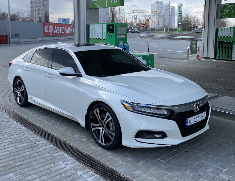 Аккорд 10. Honda Accord 10g. Хонда Аккорд 10 белый. Хонда Аккорд 2021 белая.