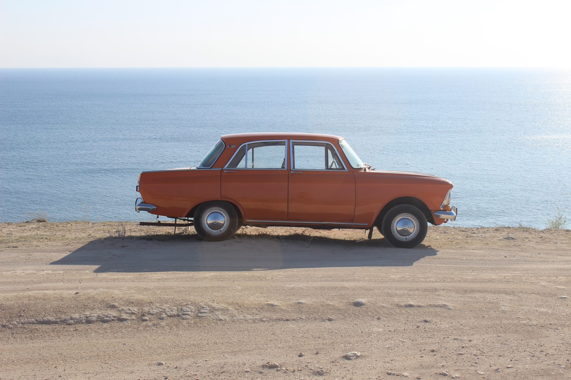 94. В Крымских степях. — Москвич 412, 1,5 л, 1974 года | путешествие |  DRIVE2