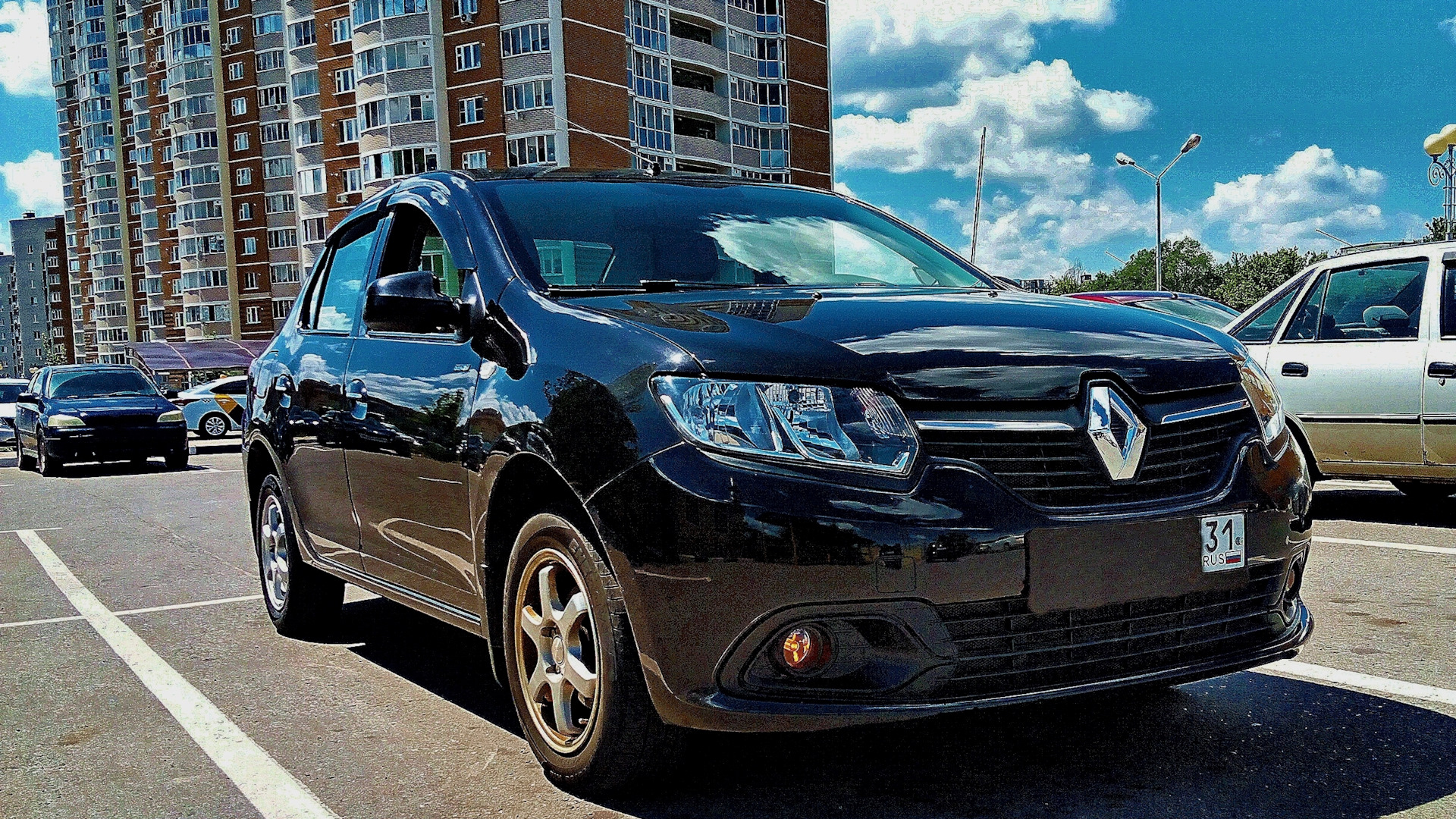 Renault Logan (2G) 1.6 бензиновый 2017 | 2.H4MD438.Супер Ласточка на DRIVE2