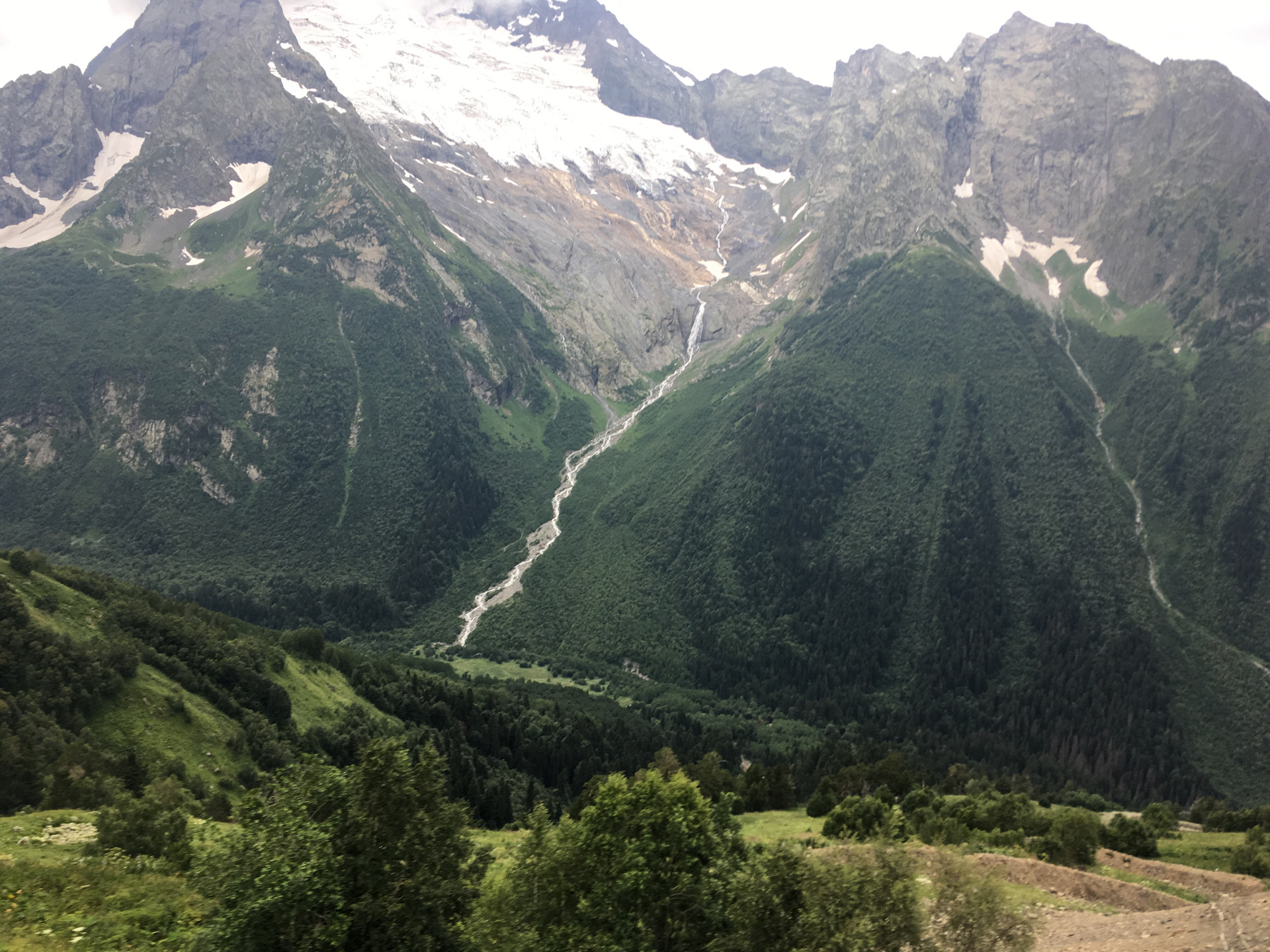 Домбай в начале мая фото