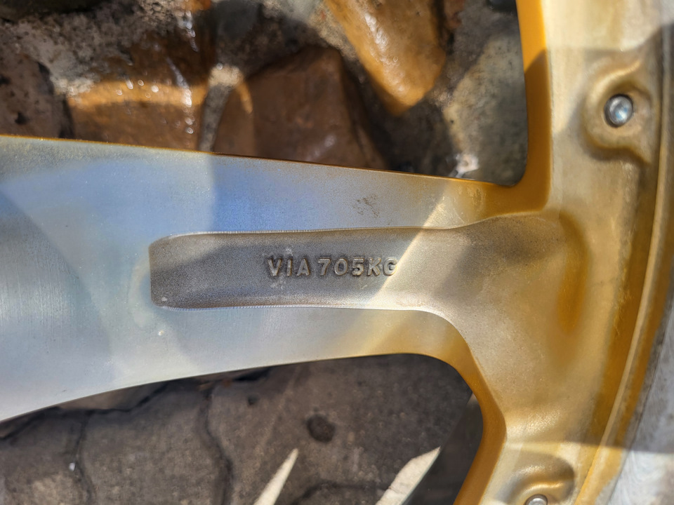 Фото в бортжурнале Toyota Crown Hybrid