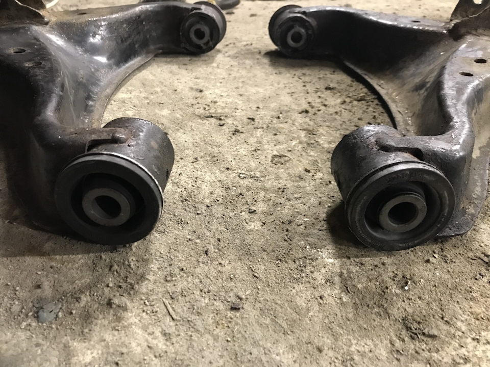 Перепрессовка передних сайлентблоков — Mitsubishi Pajero (4G), 3,2 л ...