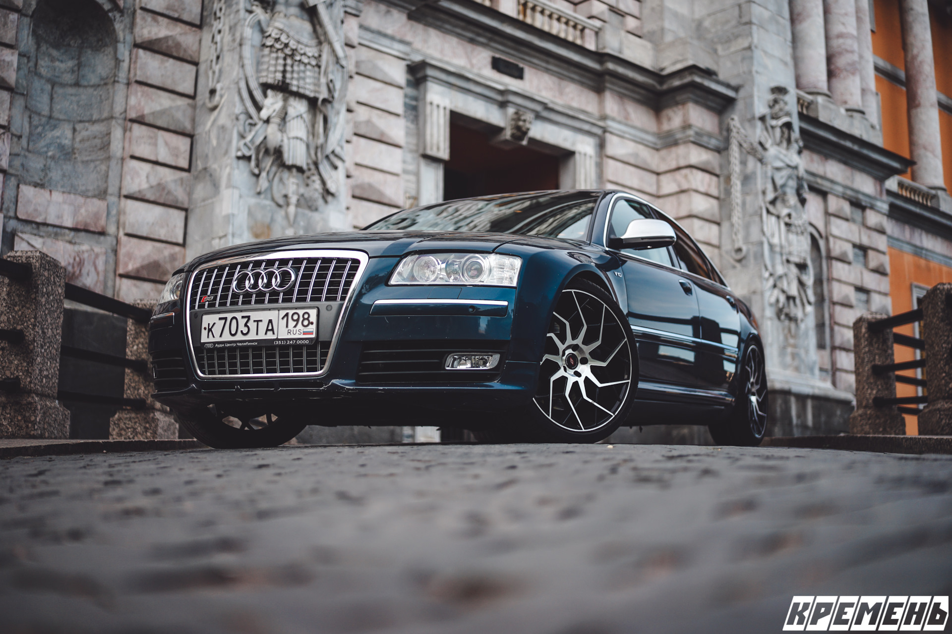 Лухари фото — Audi S8 (D3), 5,2 л, 2009 года | фотография | DRIVE2