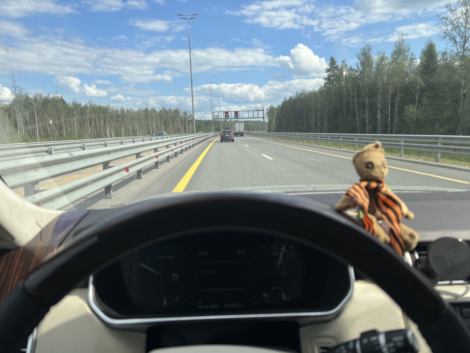 Так на сколько же врет бортовой про расход на Range Rover — Land Rover ...