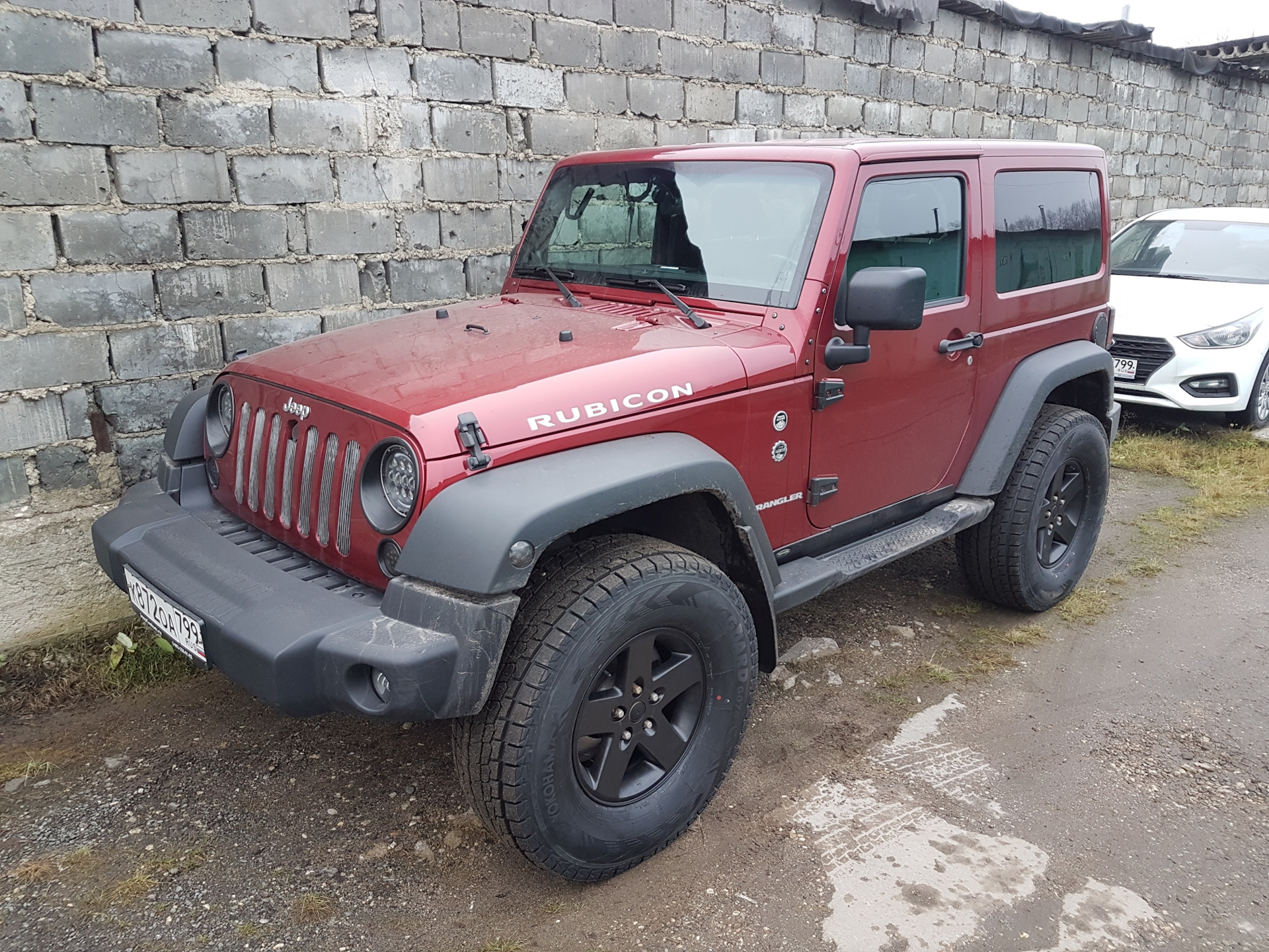 Jeep wrangler 3.6. Jeep Wrangler Rubicon калитка с канистрами. Рубикон мост. Подарок владельцу Jeep Wrangler.