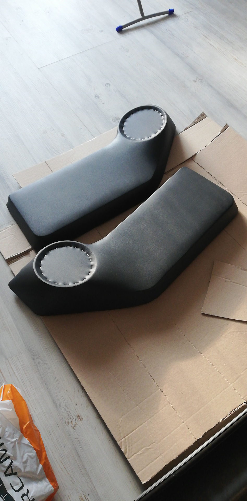 Фольксваген т4 дверные под динамики. Подиумы т4. Подиумы т4. Акустические подиумы vw t4. Акустические подиумы транспортер т3.