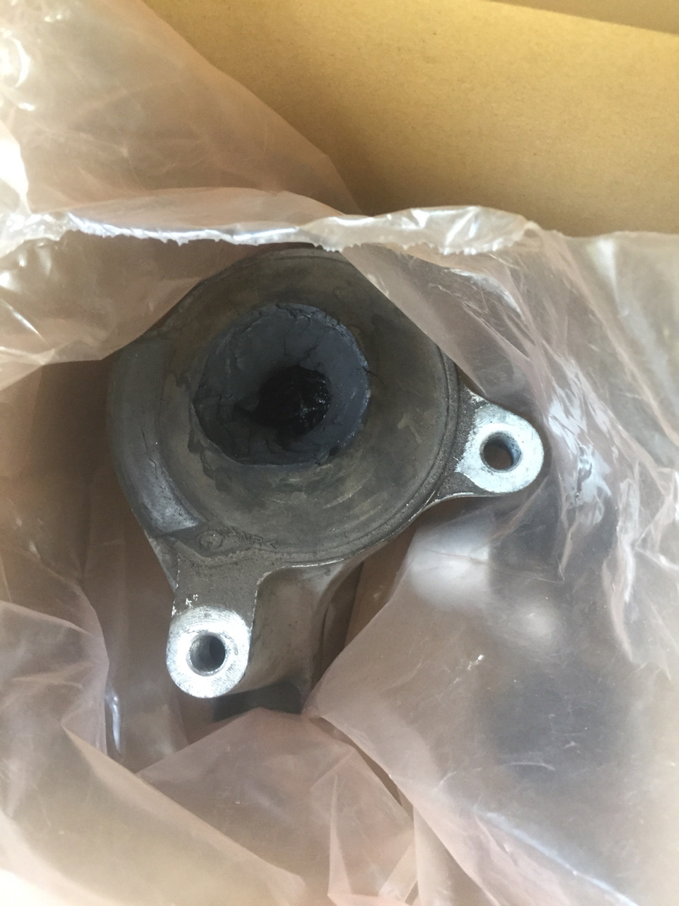 Замена масла, гидро опоры, и замена жидкости в сцеплении — DRIVE2