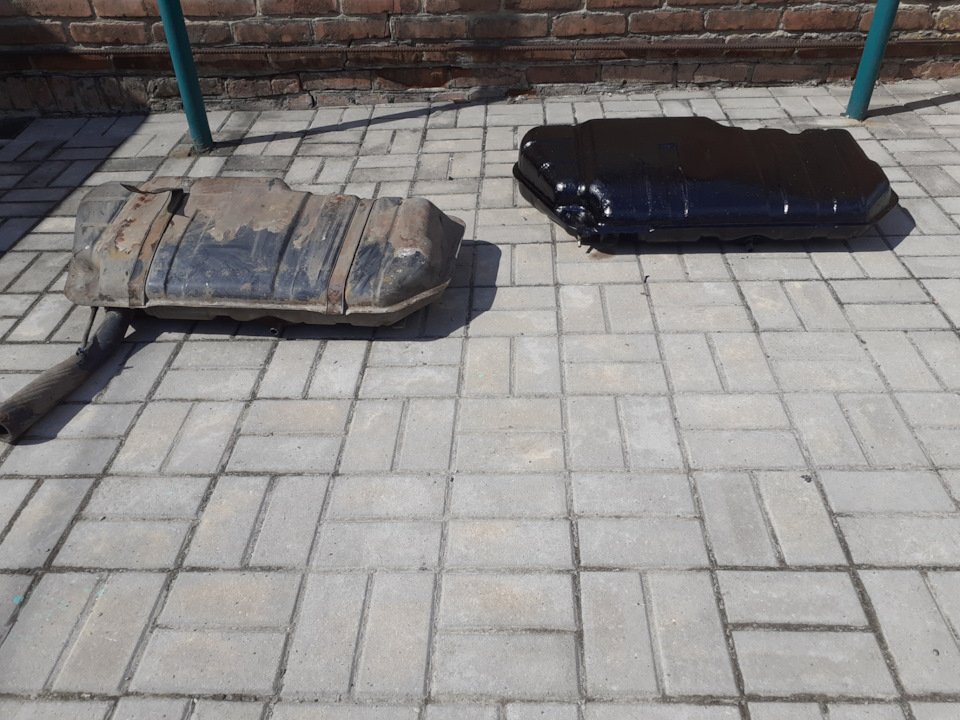 Замена бака — Lada Приора хэтчбек, 1,6 л, 2009 года | своими руками ...