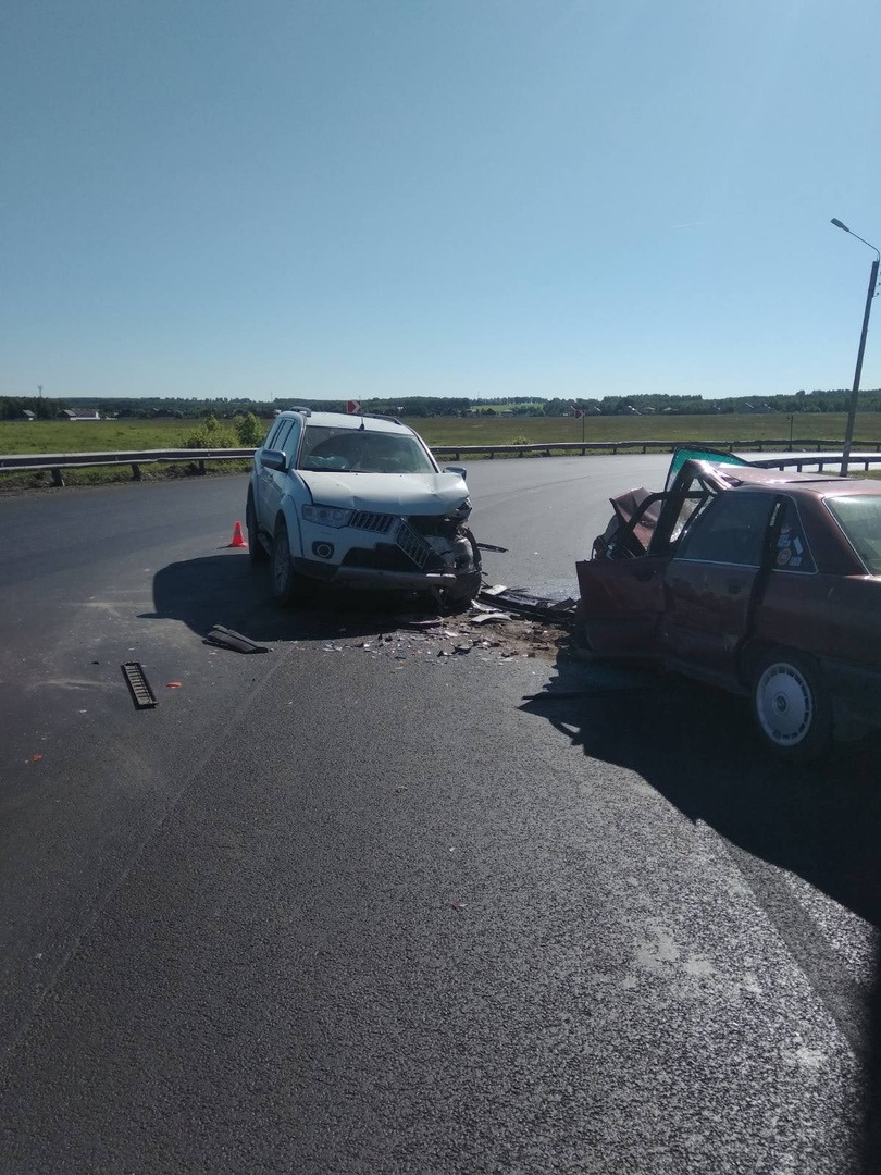 Фото в бортжурнале Audi 100 (C3)