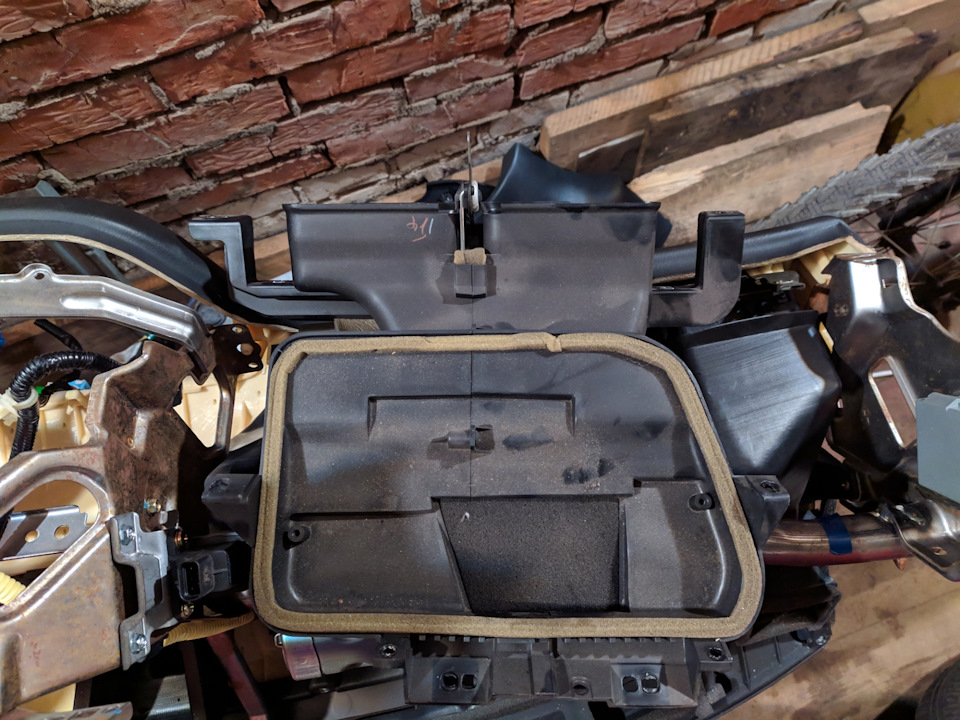 Подготовка к плановому ТО — BMW 3 series (E90), 2,5 л, 2008 года ...