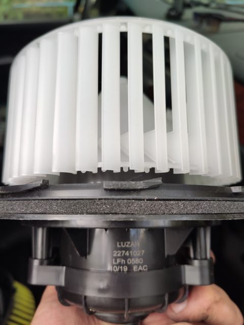 22741027 ЭЛЕКТРОДВИГАТЕЛЬ ОТОПИТЕЛЯ САЛОНА, 40 ВТ GM | Запчасти на DRIVE2