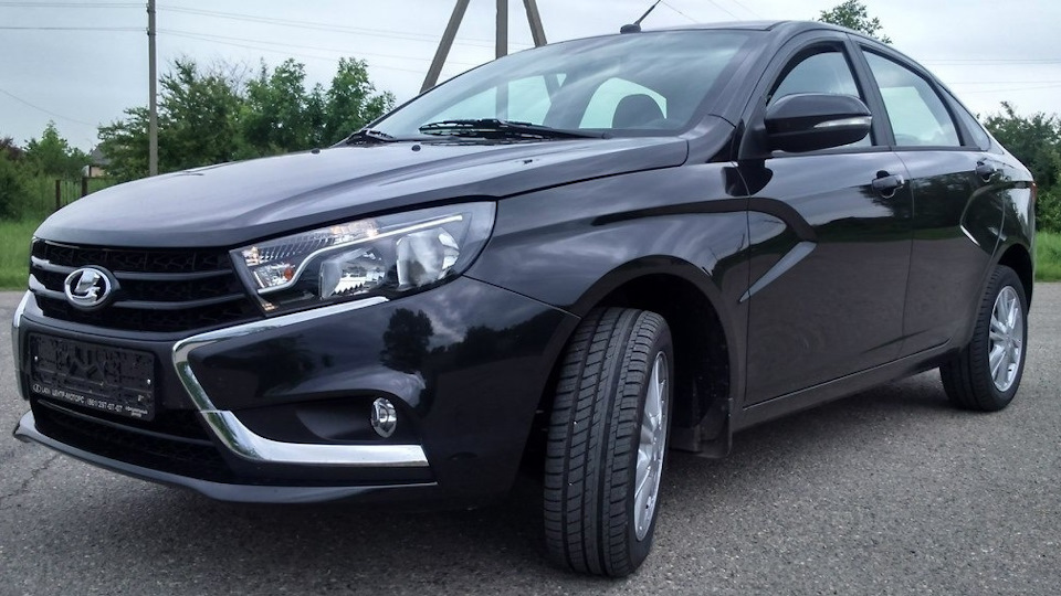 Lada Vesta Black