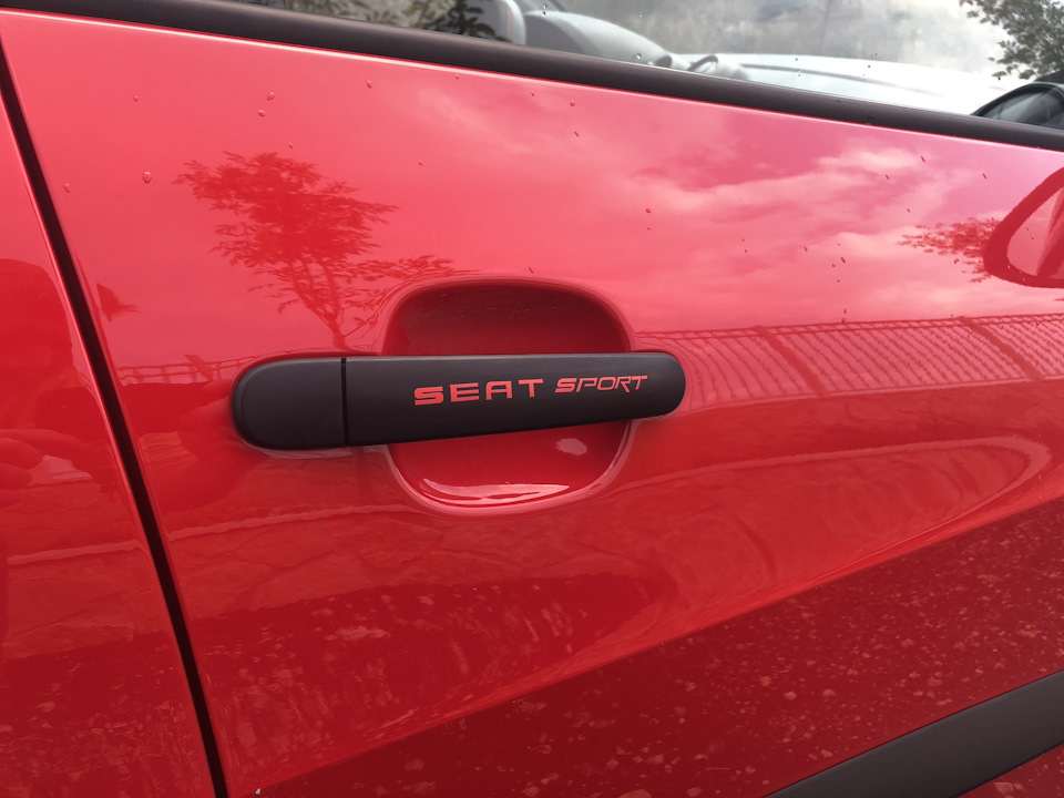 Мелкие, но Приятные Аксессуары — SEAT (6J), 1,2 л, 2016 года аксессуары DRIVE2