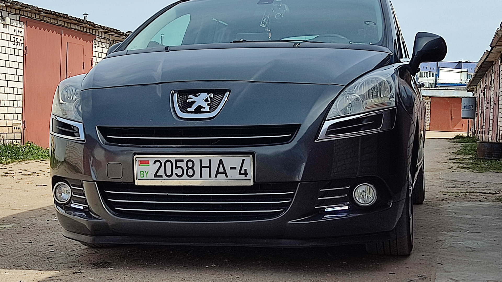 Peugeot 5008 (1G) 1.6 дизельный 2011 | 1,6 hdi на DRIVE2