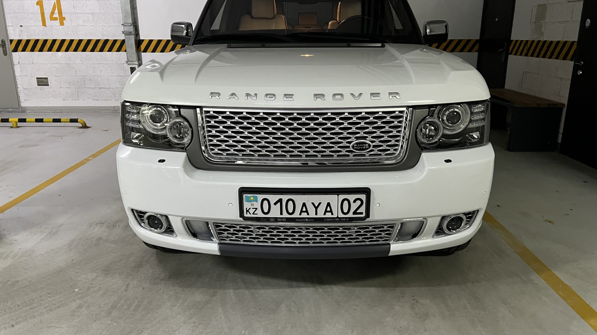 Land Rover Range Rover (3G) 5.0 бензиновый 2012 | Autobiography на DRIVE2