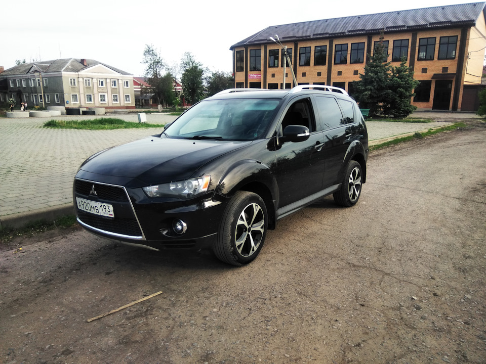 Колеса на 18 — Mitsubishi Outlander XL, 2 л, 2010 года | колёсные диски ...