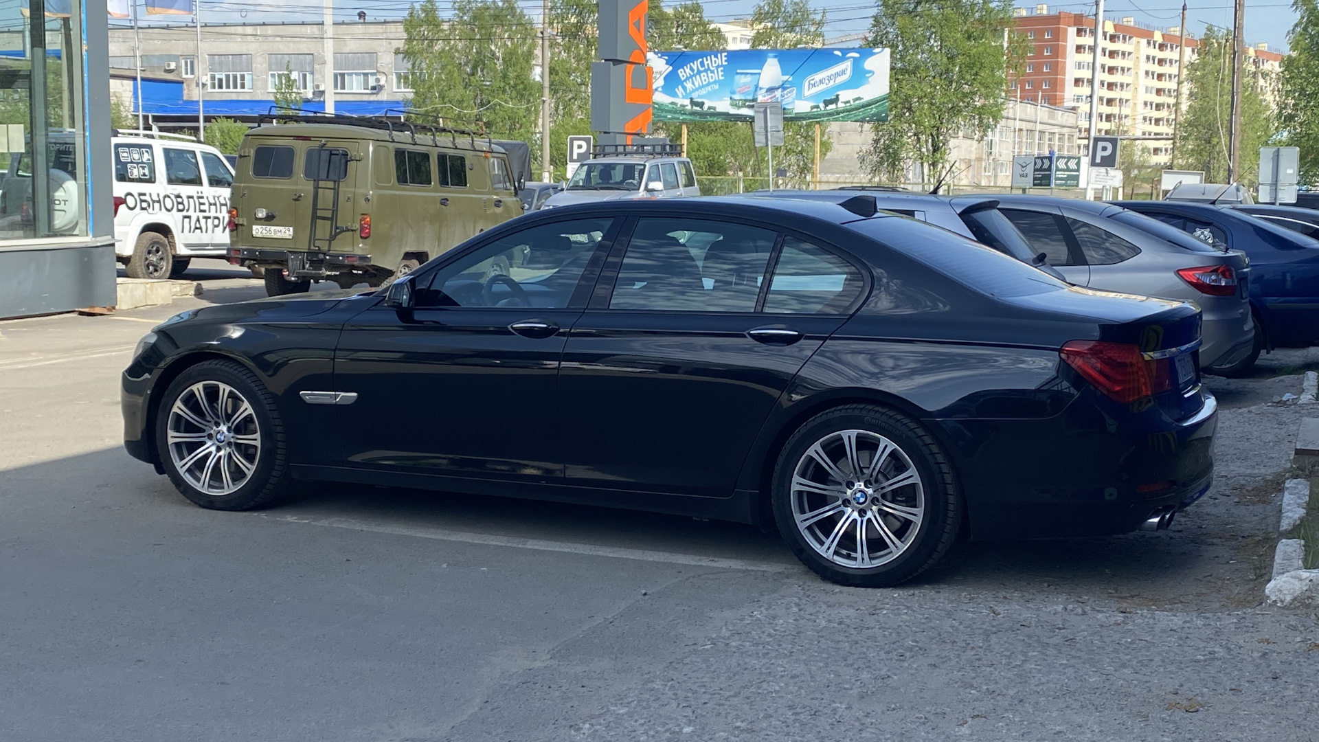 BMW 7 series (F01/02) 3.0 дизельный 2009 | Чёрный на чёрном на DRIVE2