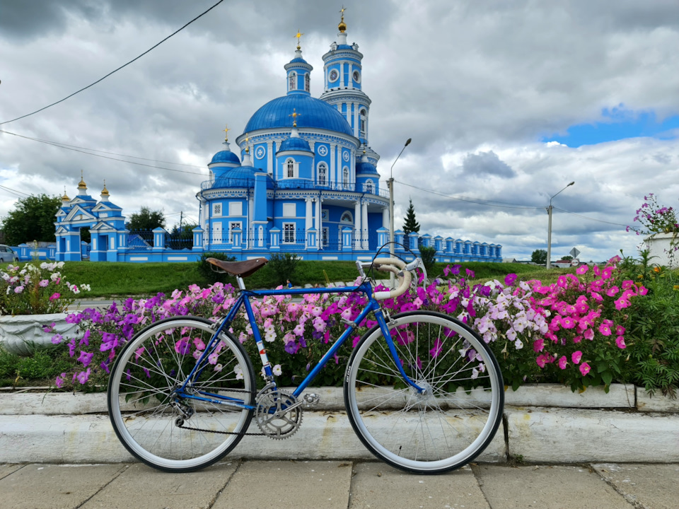 Наслаждаюсь технологиями 50-х. 90 км на ХВЗ Старт Шоссе В555 1972