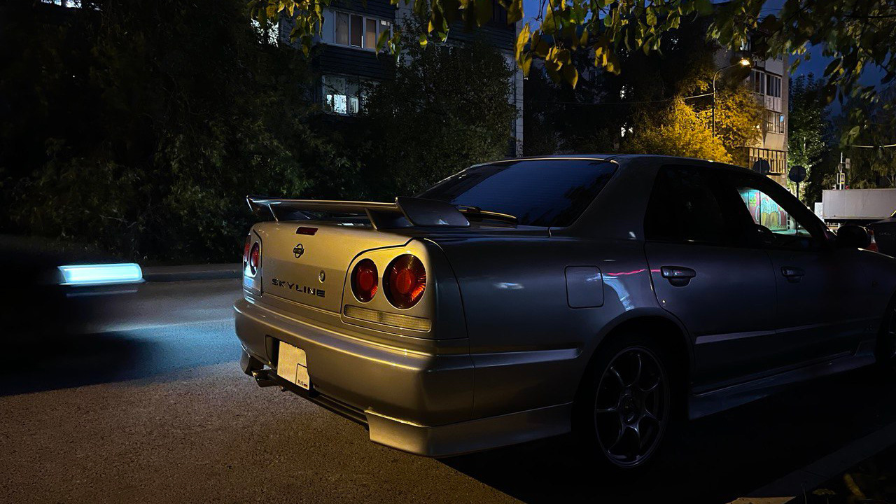 Nissan Skyline (R34) 2.5 бензиновый 1998 | ER34 RB25DE AT на DRIVE2