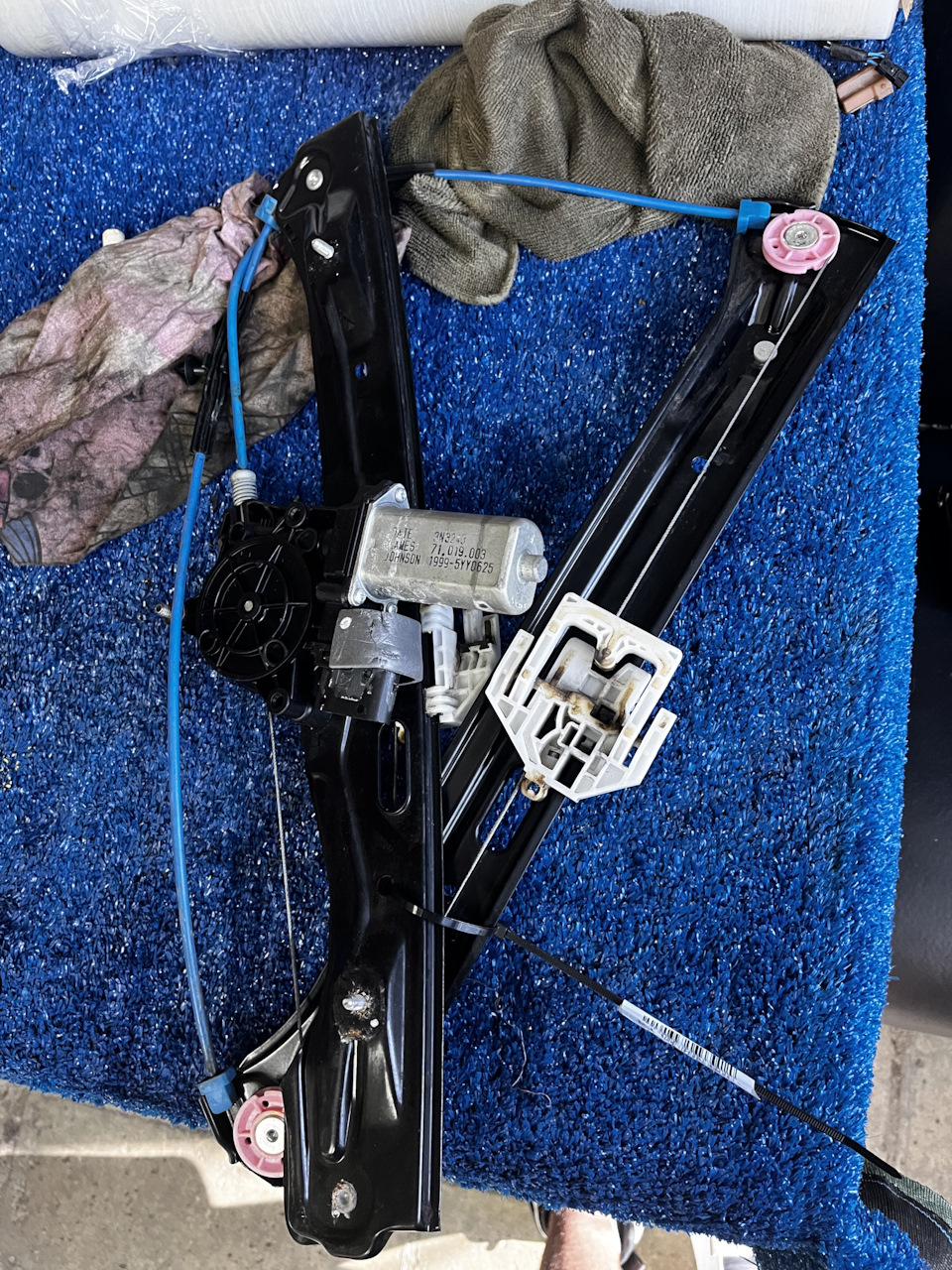 Запись 🎤 № 38 замена механизма опускание стекла — BMW 3 series (F30), 2 ...