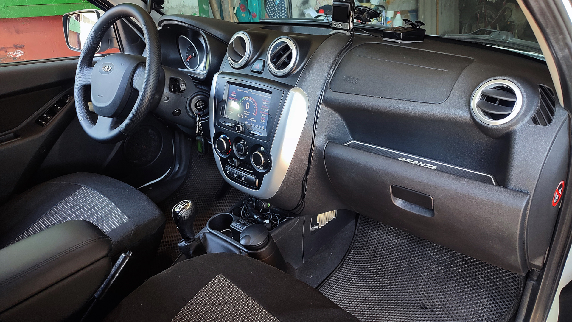 Обшил руль кожаной оплеткой. — Lada Гранта, 1,6 л, 2013 года | тюнинг ...