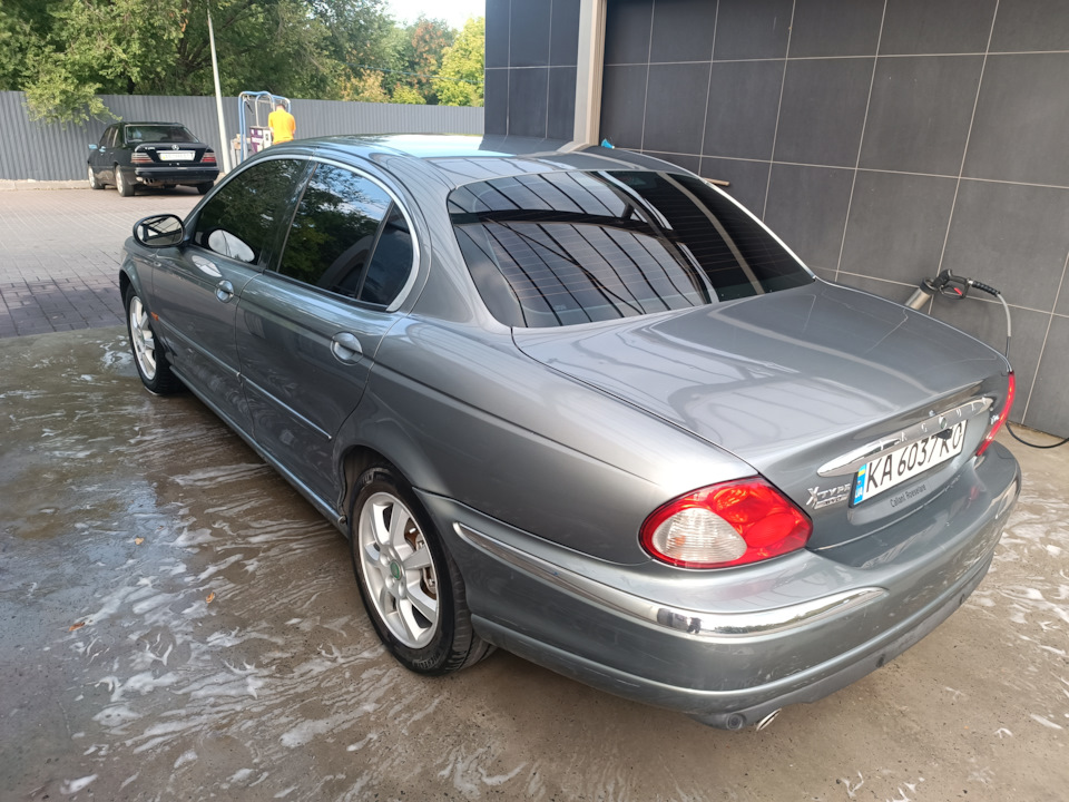 Красота. — Jaguar X-Type