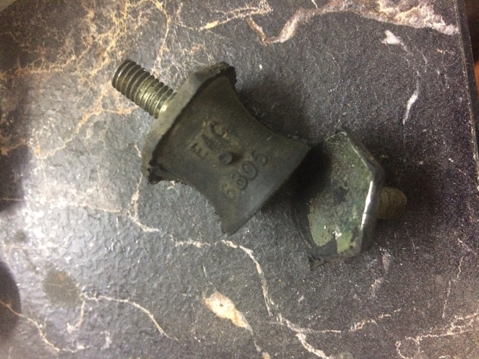 крепление корпуса воздушного фильтра и ДМРВ ягуар XJ40 — Jaguar XJ6 ...