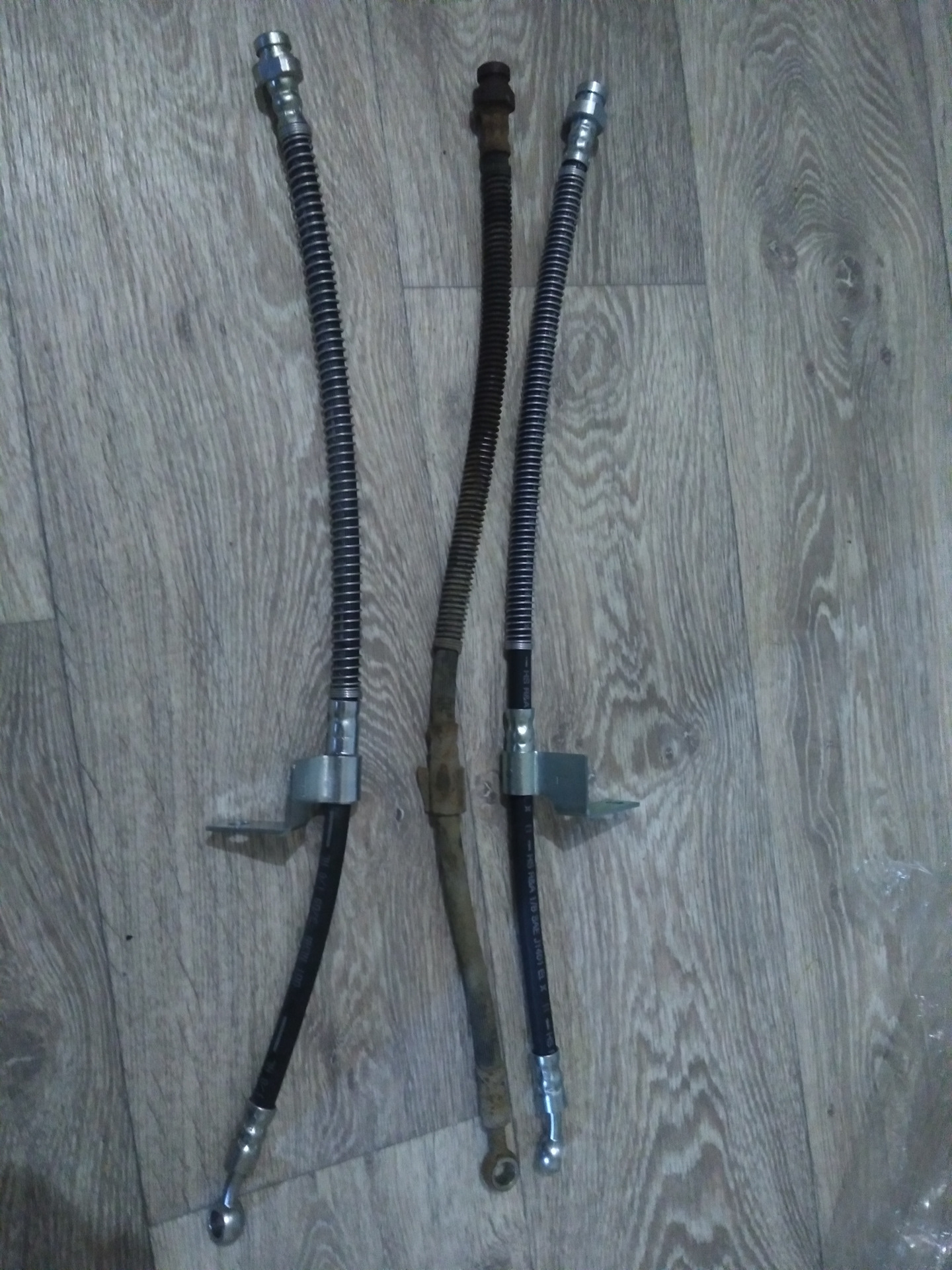 Тормозной шланг — Hyundai Elantra (4G), 1,6 л., 2006 года | своими ...