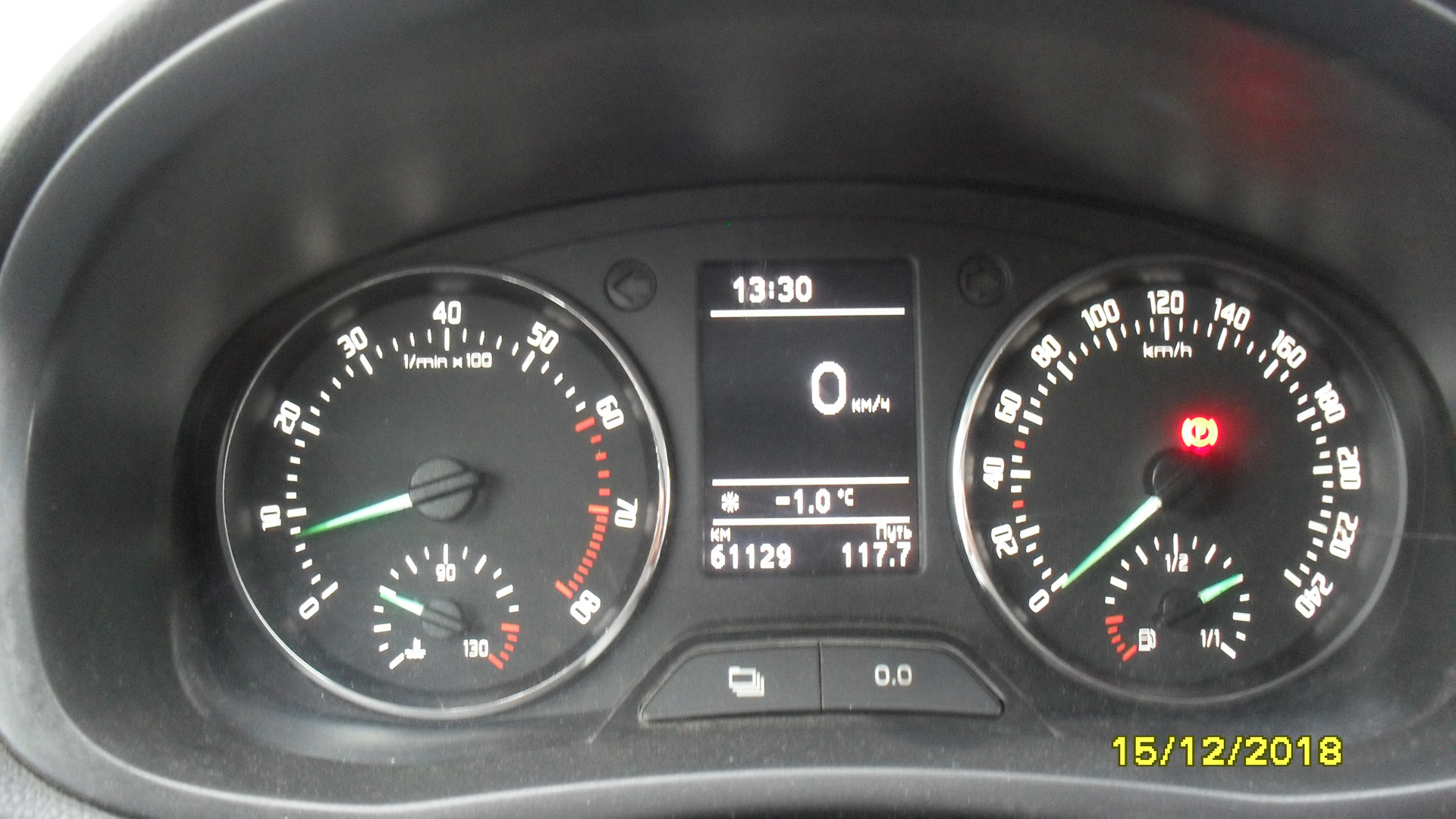 Шкода фабия 2013г переключатели. Перегрев двигателя шкода фабия. Шкода maxi dot что это. 2 гаритлампачка. Шкода фабия 2 температура двигателя.