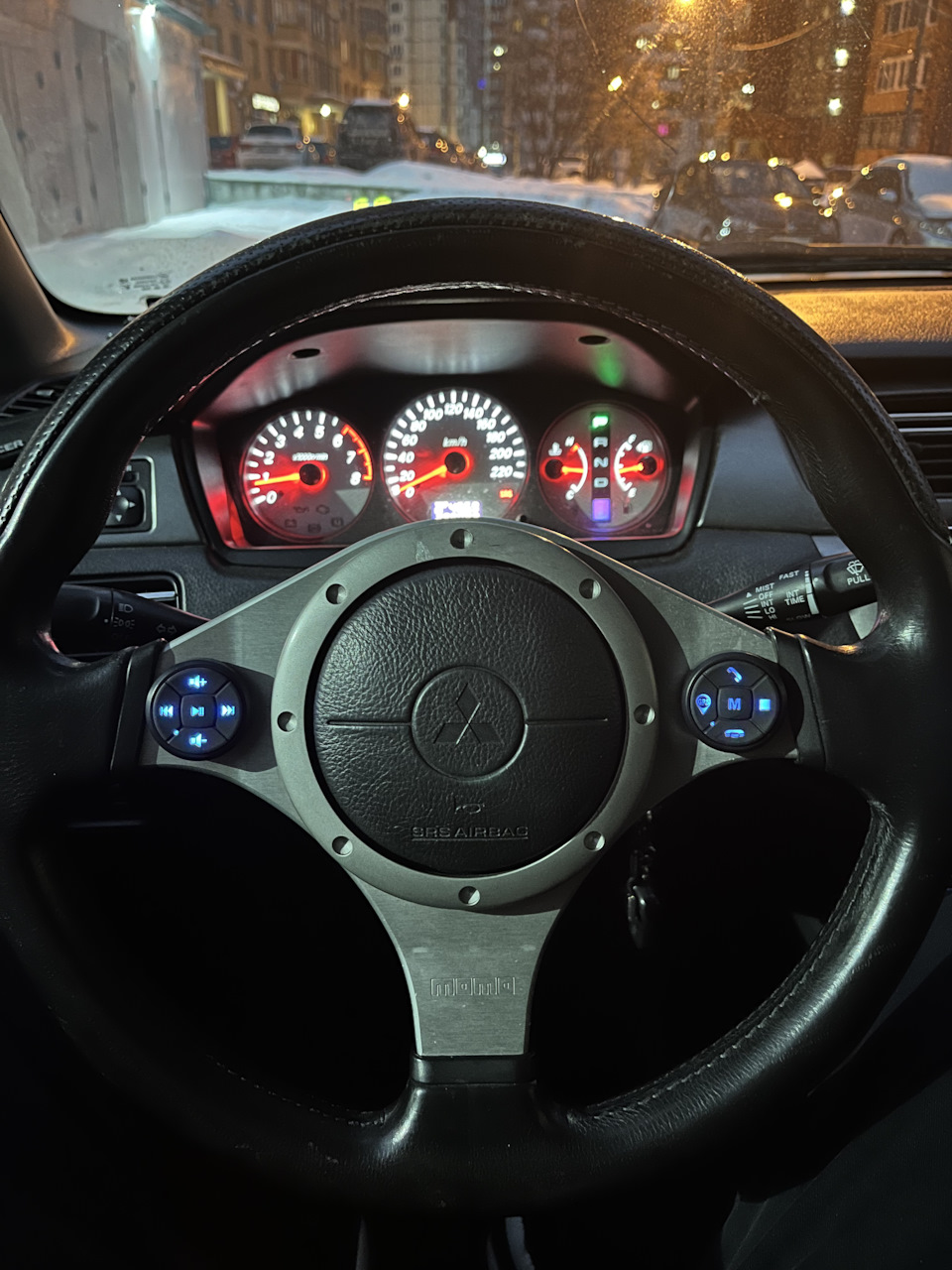 Универсальные кнопки на руль — Mitsubishi Lancer IX, 1,6 л, 2007 года ...