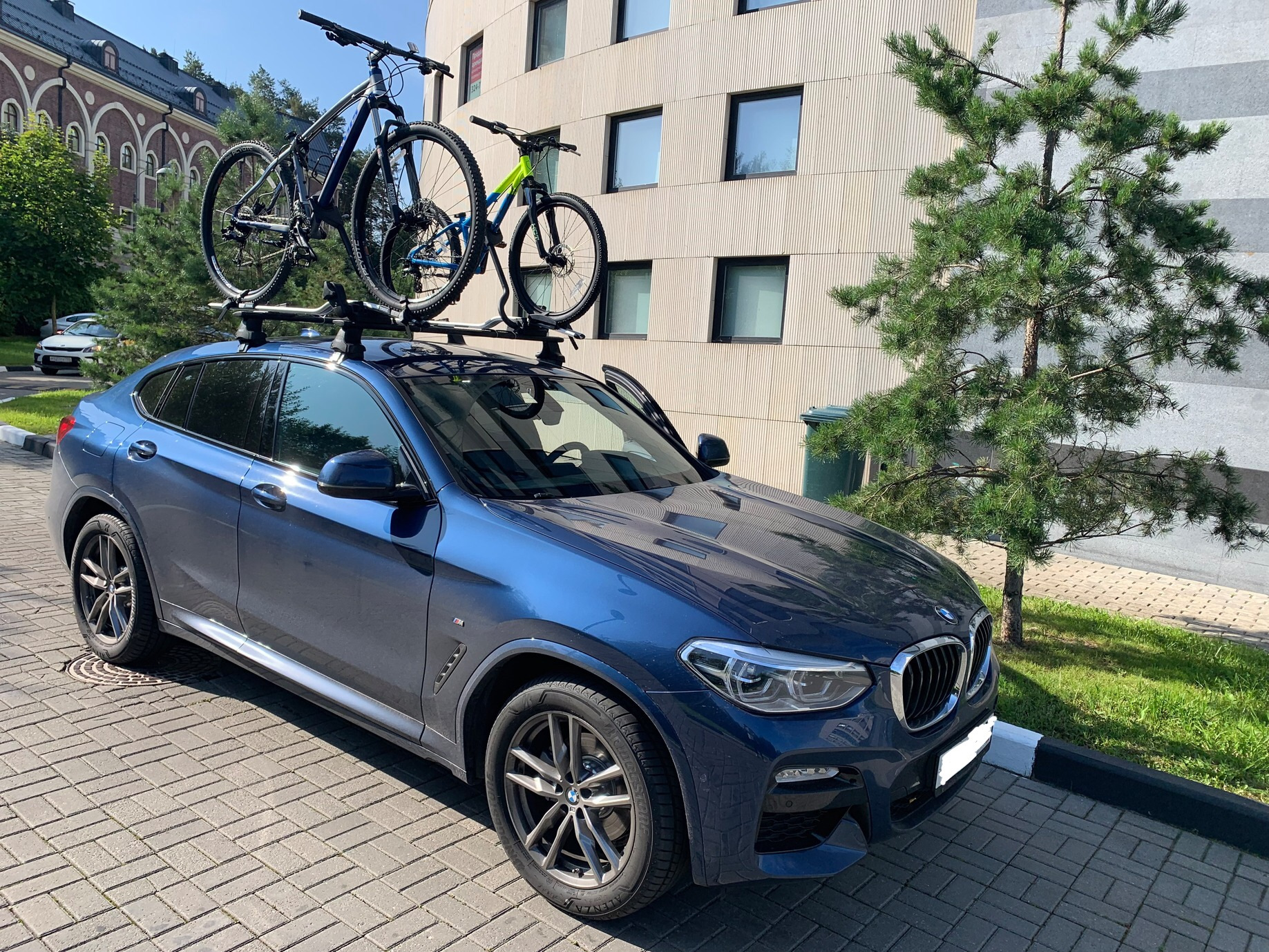 Bmw x4 hotsell bike rack