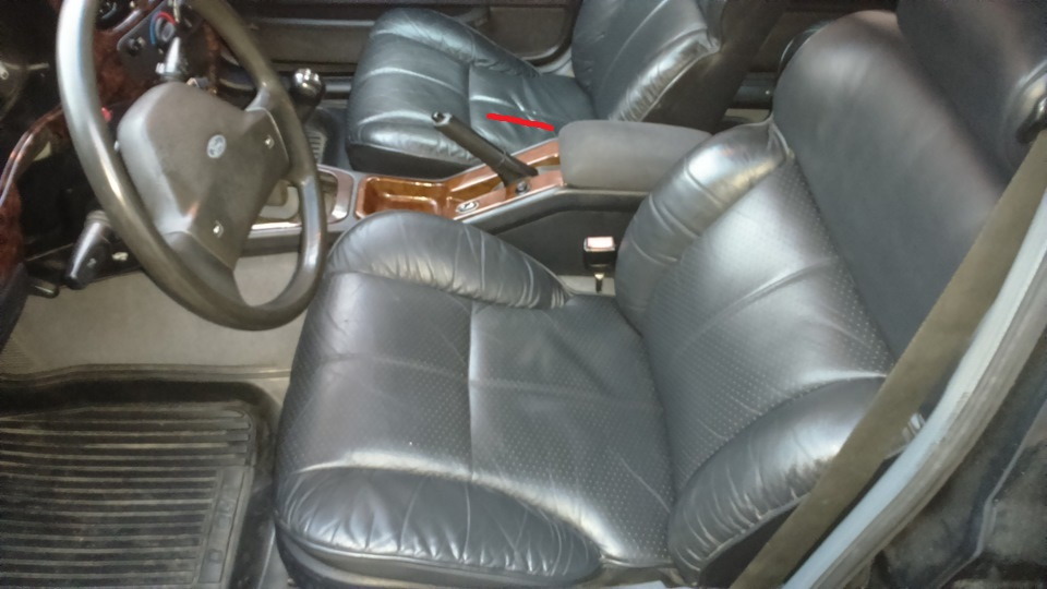 [Техвопрос] Как отремонтировать переднее сиденье? Порвалось ...