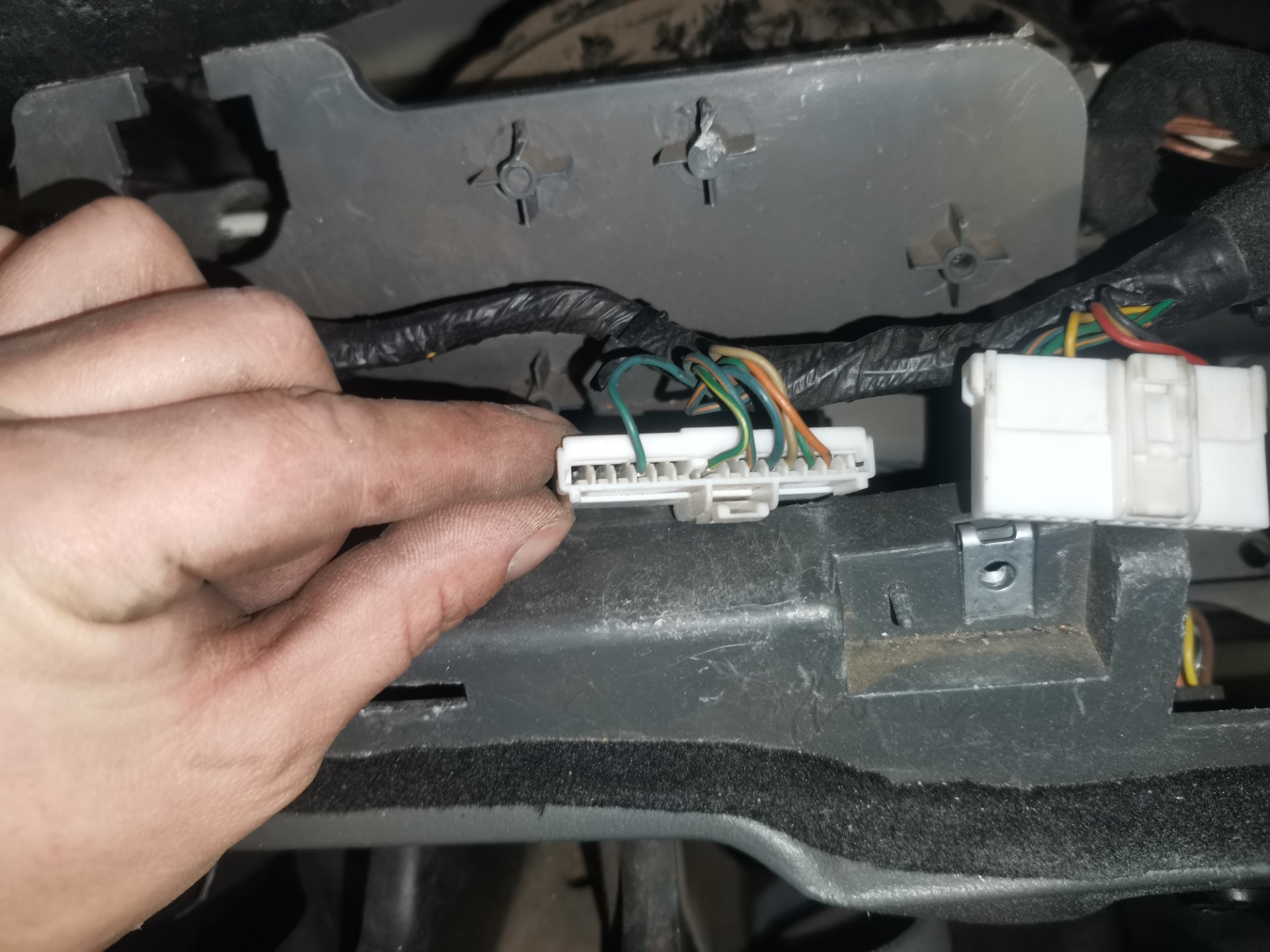 Датчик омывайки на HD78 — Hyundai HD 72, 3 л, 2010 года | своими руками ...
