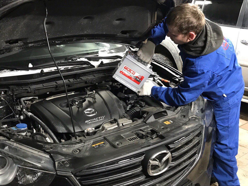 Как правильно снять аккумулятор с автомобиля — DRIVE2