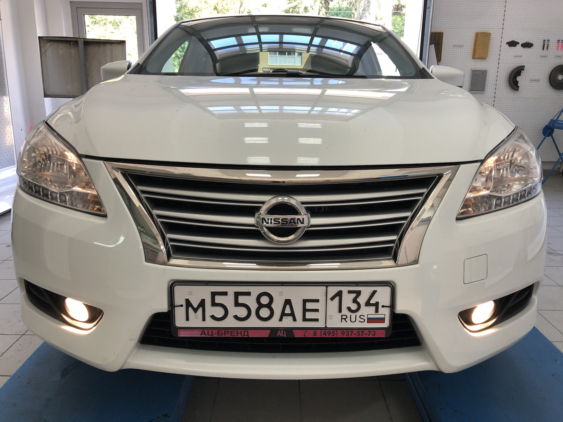 Противотуманные фары (ПТФ) — Nissan Sentra (B17), 1,6 л, 2015 года |  аксессуары | DRIVE2