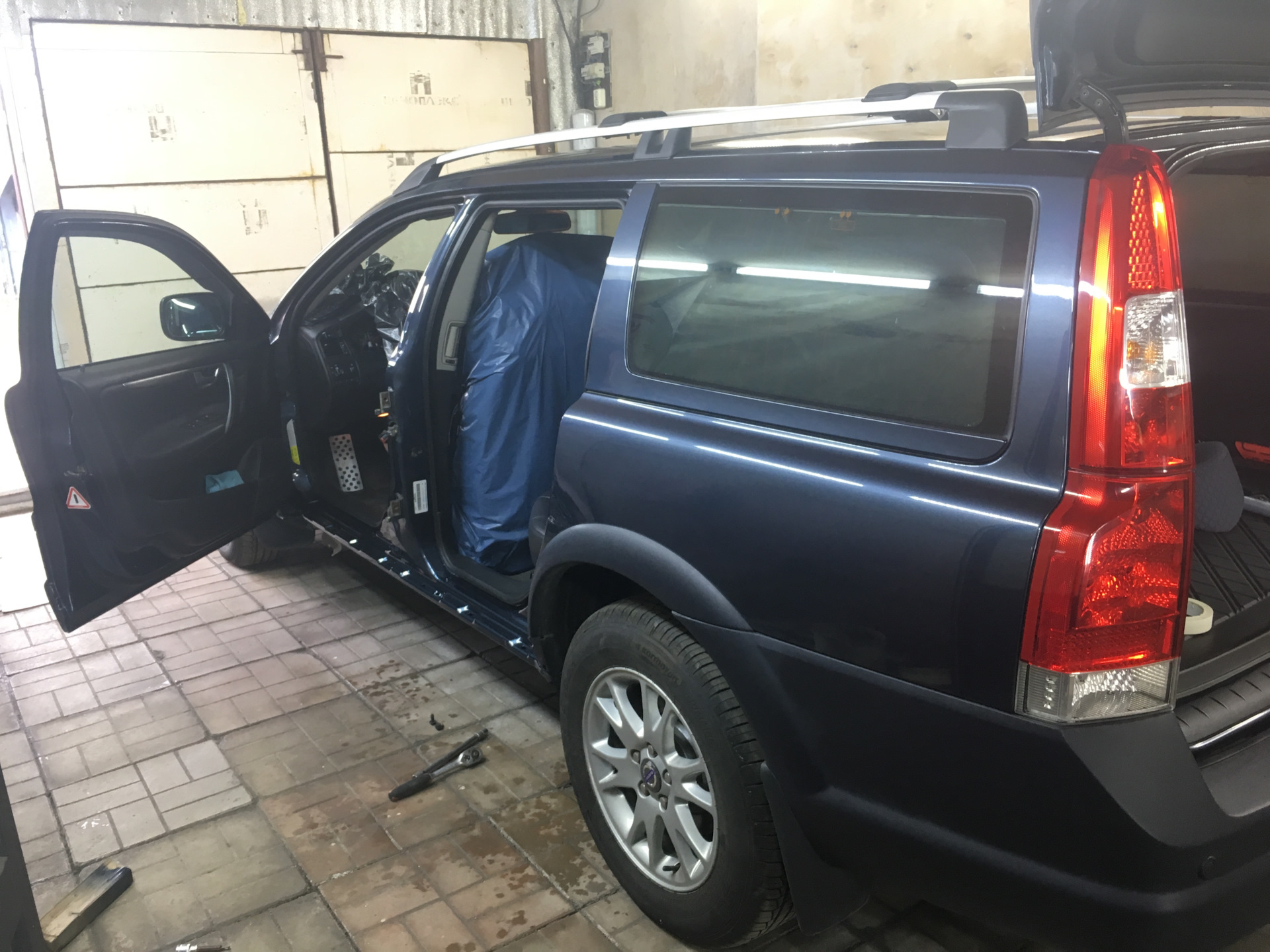 Задние колодки TRW vs Nisshinbo — Toyota Corolla (140/150), 1,6 л, 2012 ...