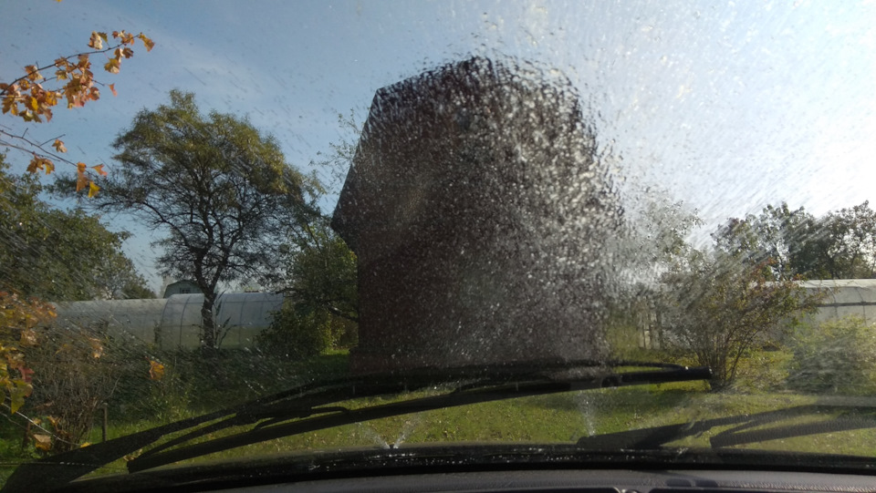 Веерные форсунки омывателя — Lada Приора седан, 1,6 л, 2009 года ...