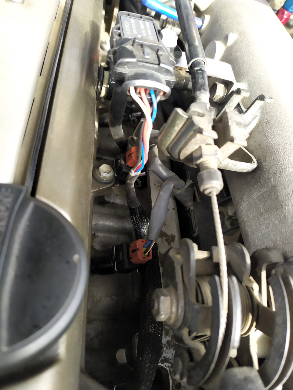 Форсы установлены, и новые разъемы к ним. — Toyota Chaser (100)