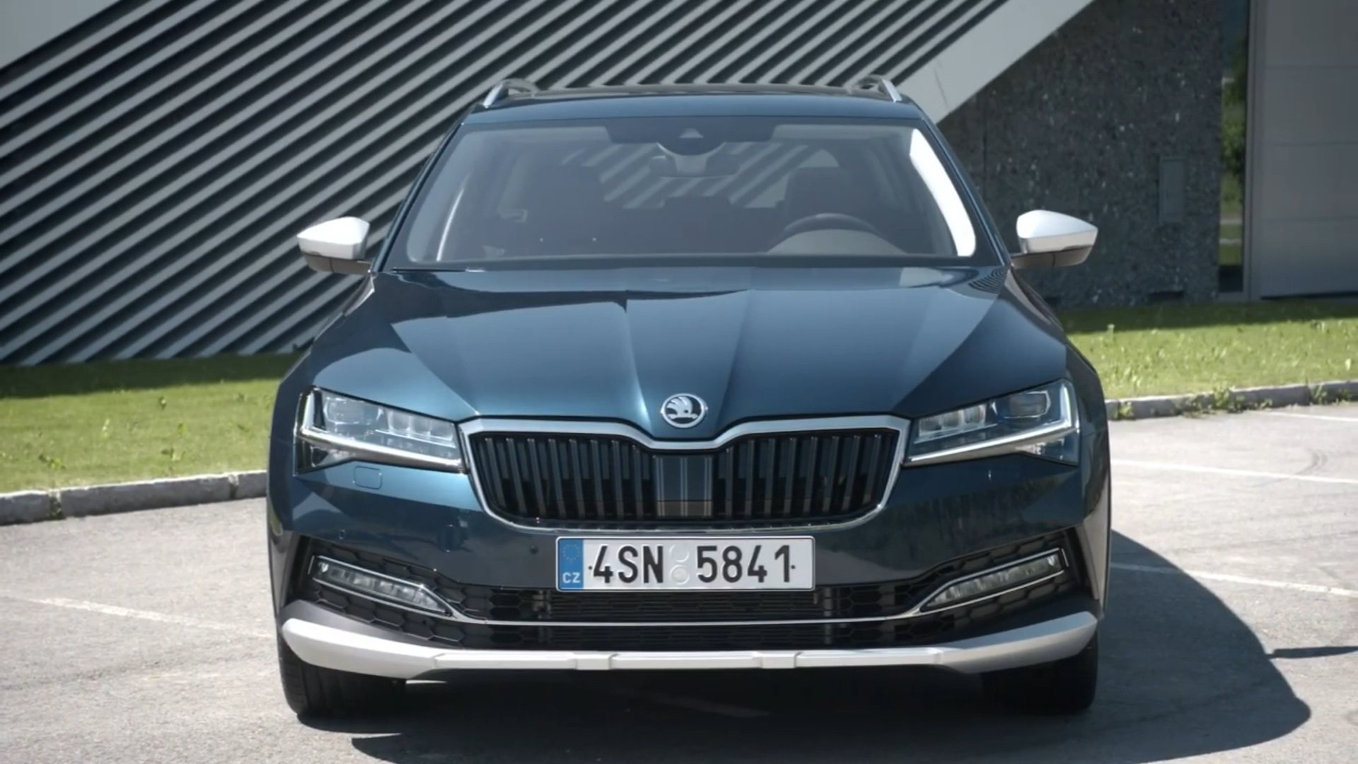 Красивые картинки про superb scout — Skoda Superb Scout (Mk3), 2 л ...